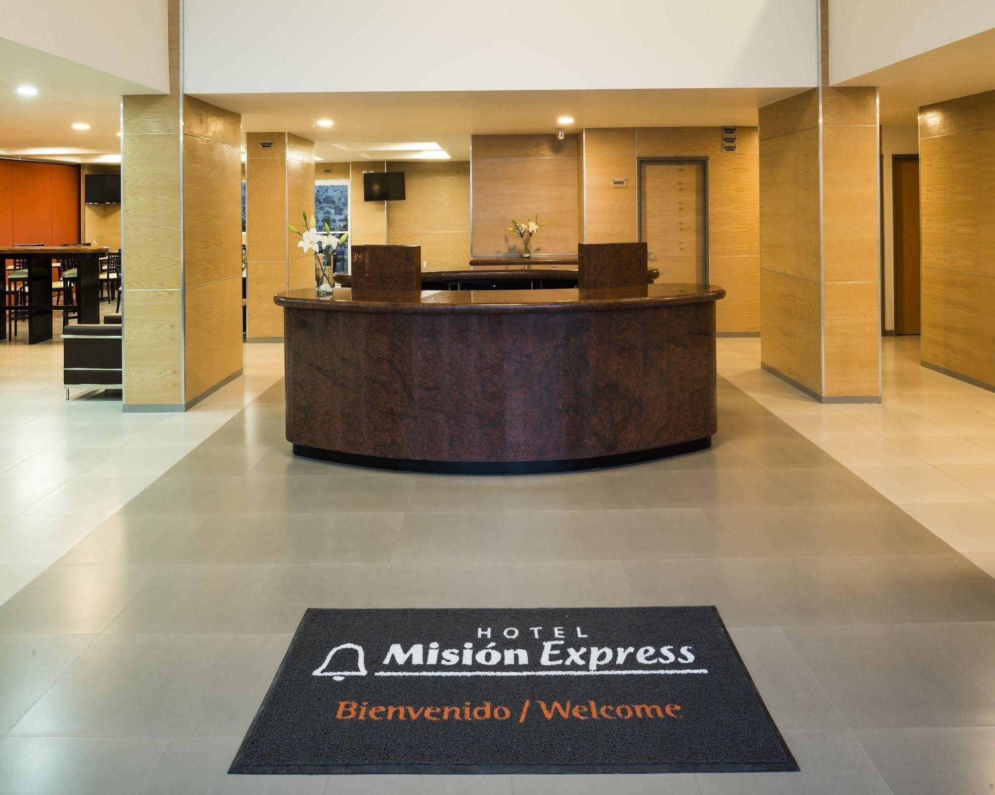 Mision Express Queretaro Hotel Luaran gambar