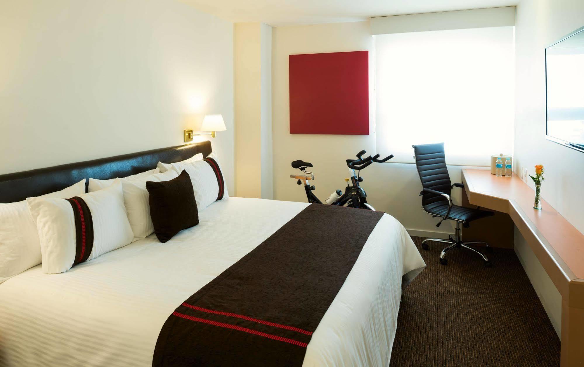 Mision Express Queretaro Hotel Luaran gambar