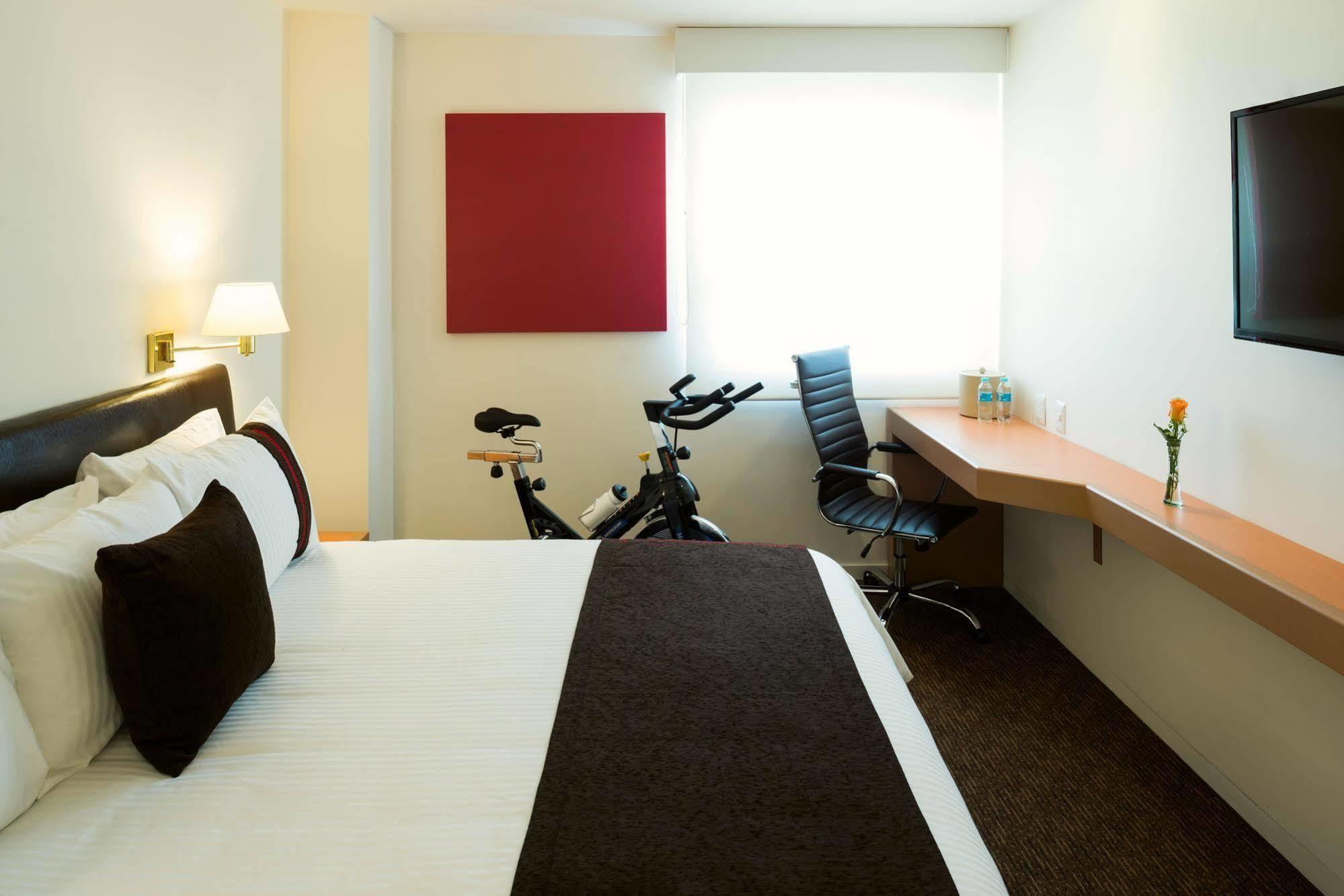 Mision Express Queretaro Hotel Luaran gambar